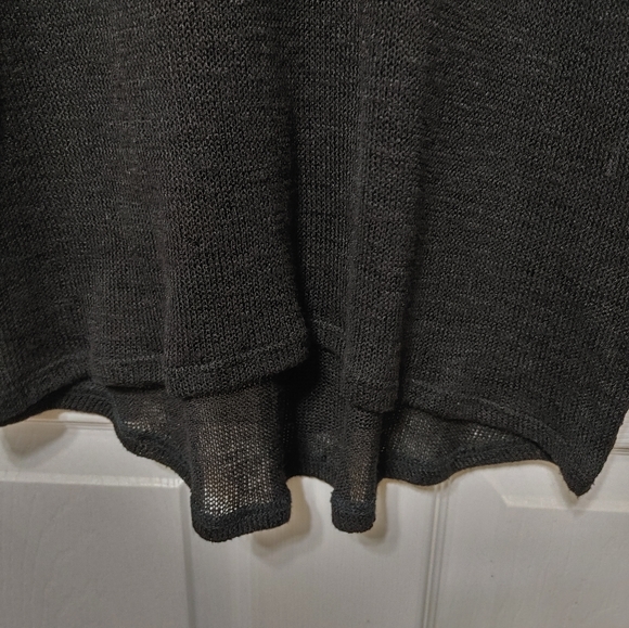 NWT BLACK & SILVER DRESSY SWEATER - Picture 3 of 6